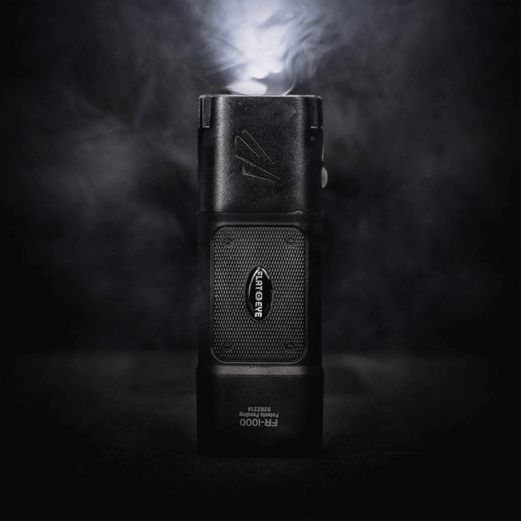 FLATEYE™ Rechargeable FR-1000 Flashlight - 1025 Lumens