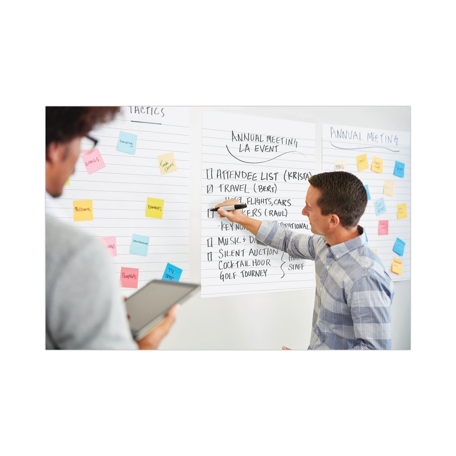 3M Post-it Vertical-Orientation Self-Stick Easel Pads, Presentation Format (1.5" Rule), 25 x 30, White, 30 Sheets, 2/Pack