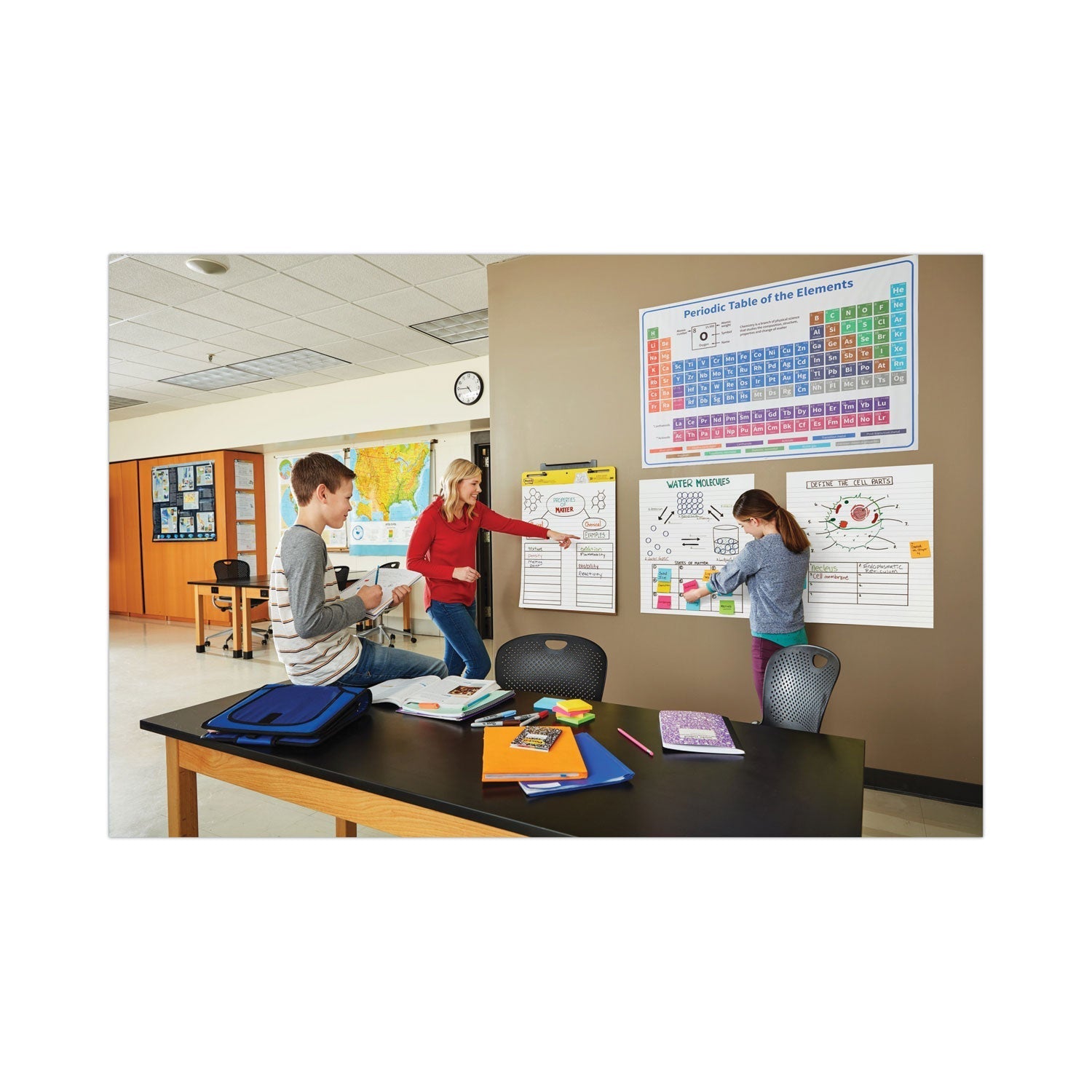 3M Post-it Vertical-Orientation Self-Stick Easel Pads, Presentation Format (1.5" Rule), 25 x 30, White, 30 Sheets, 2/Pack