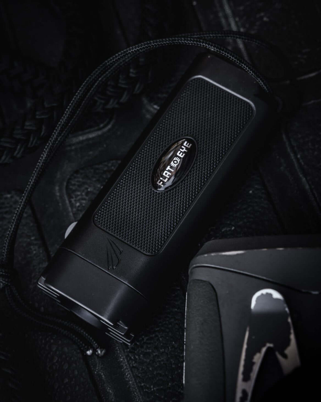 FLATEYE™ Rechargeable FR-250 Flashlight – 250 Lumens